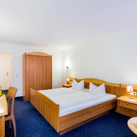 Hubertusbaude 3*
