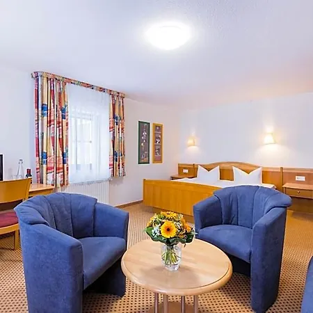 Hotel Hubertusbaude 3*