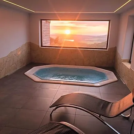 Hotel Hubertusbaude 3*